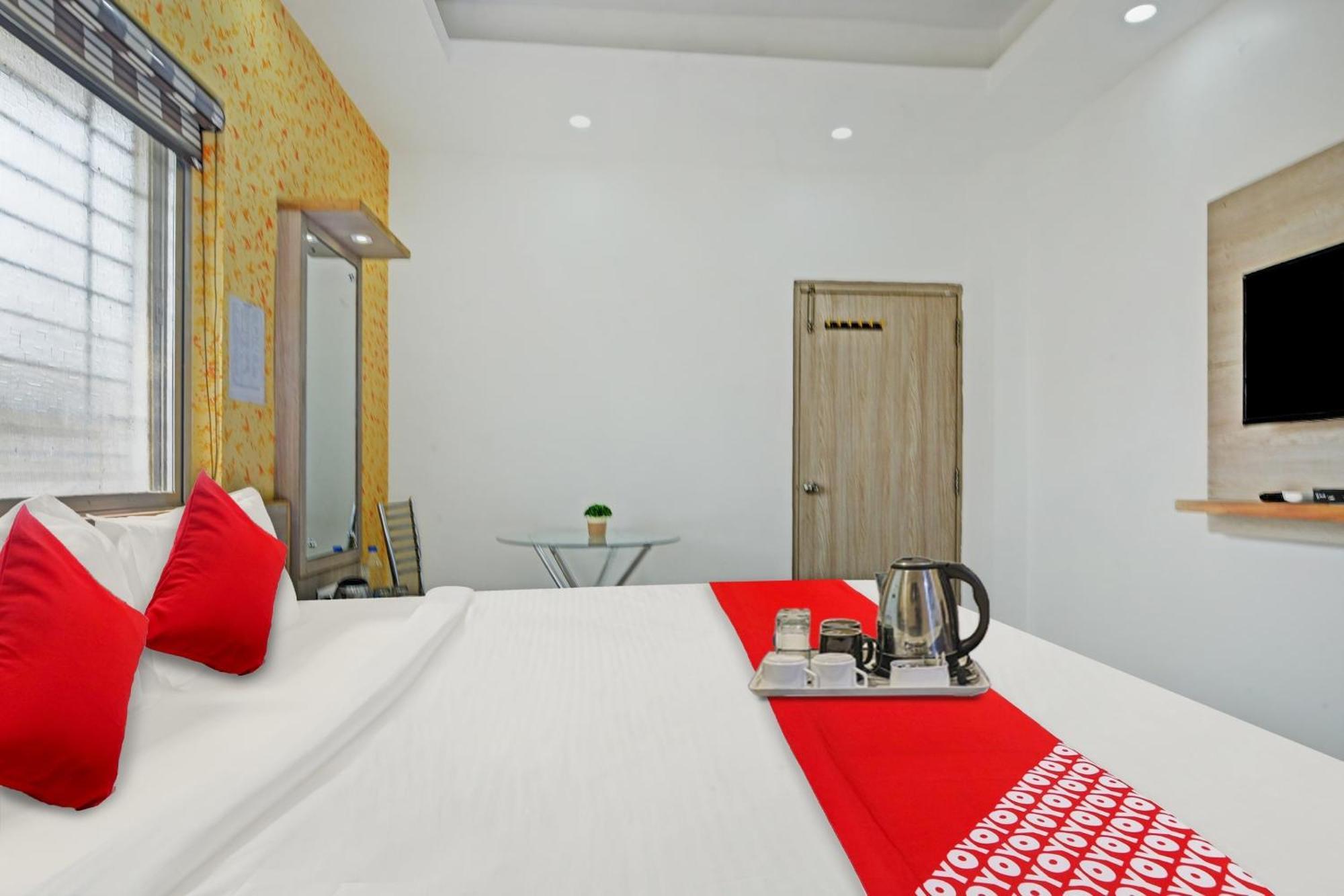 Super Oyo Hotel O Aura Hotel Rajdhani Residency Ranchi Exteriör bild